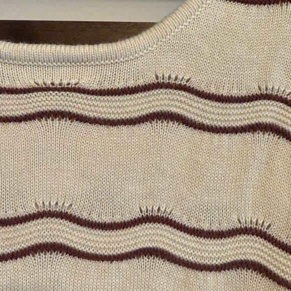 Wavy Striped Sleeveless Maxi Dress - Picture 8 of 8